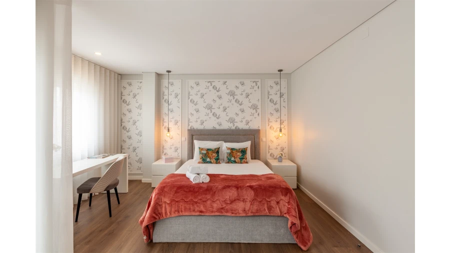 Apartamento T2 para Arrendamento férias em Braga (Maximinos, Sé e Cividade) Foto 9