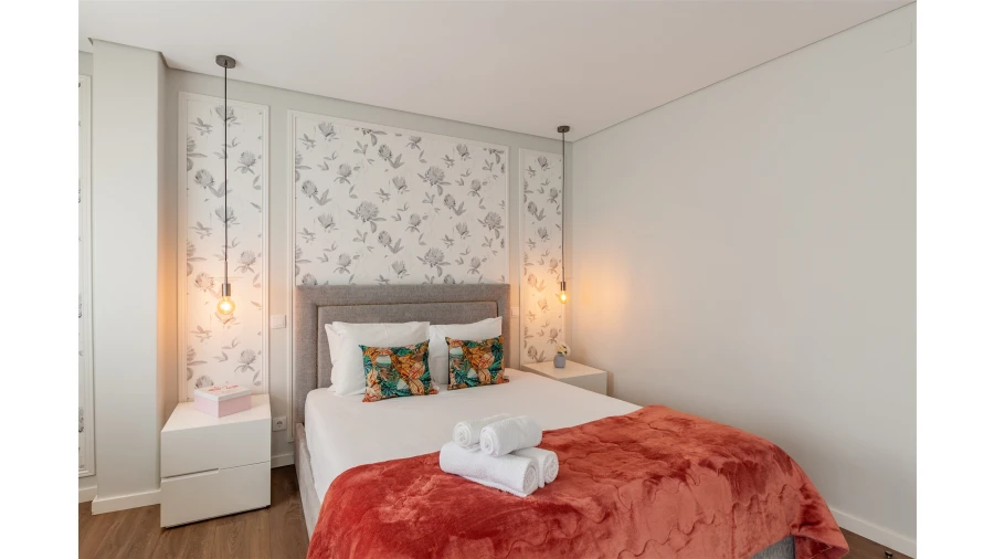 Apartamento T2 para Arrendamento férias em Braga (Maximinos, Sé e Cividade) Foto 10