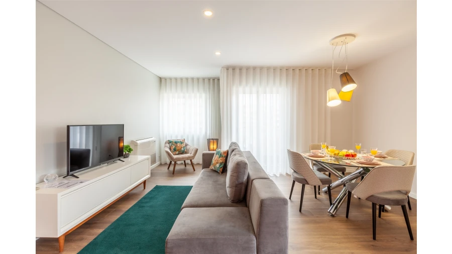 Apartamento T2 para Arrendamento férias em Braga (Maximinos, Sé e Cividade) Foto 3