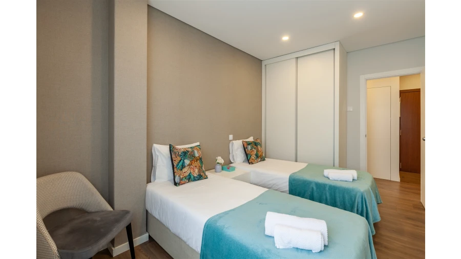 Apartamento T2 para Arrendamento férias em Braga (Maximinos, Sé e Cividade) Foto 19