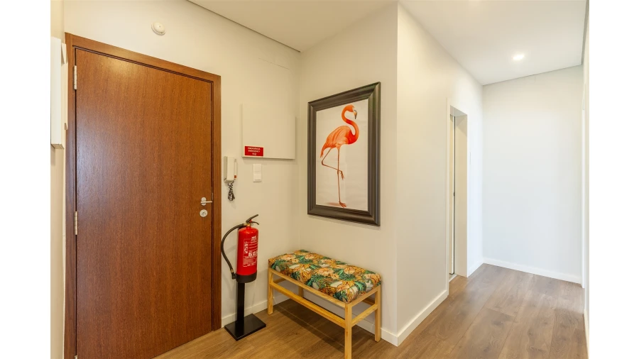 Apartamento T2 para Arrendamento férias em Braga (Maximinos, Sé e Cividade) Foto 6