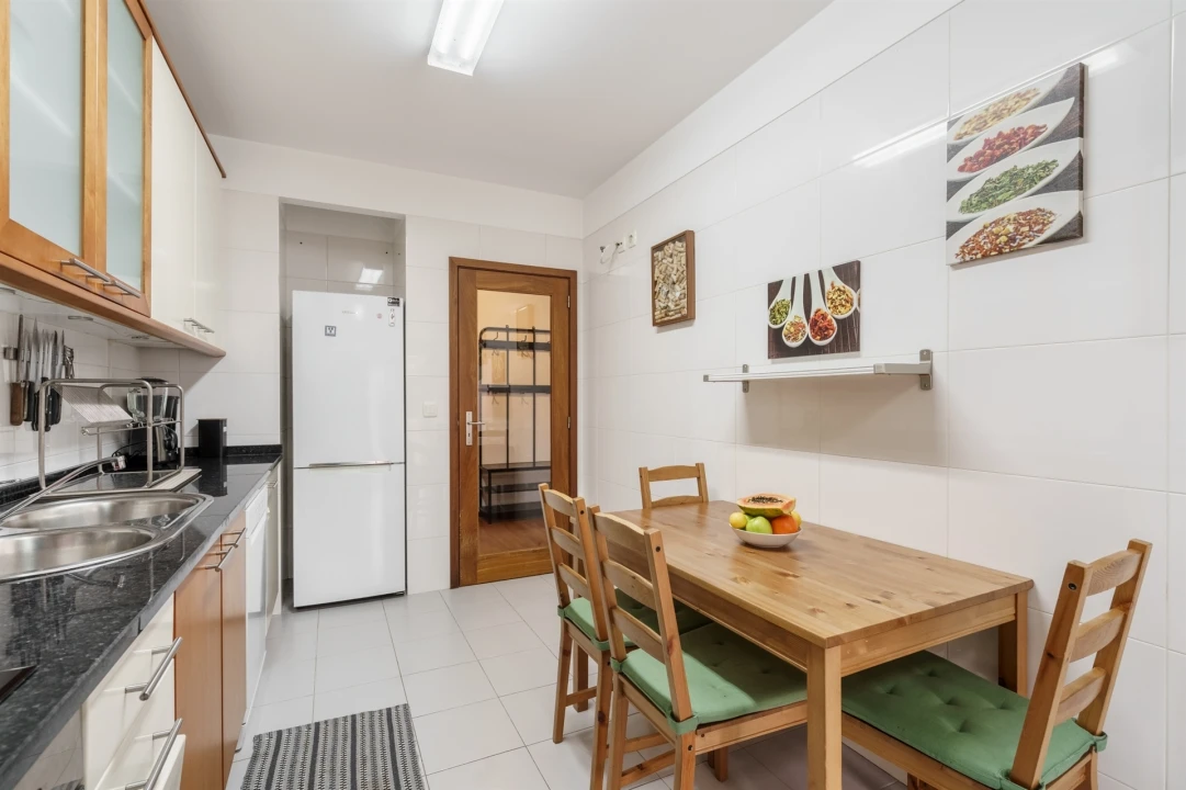 Apartamento T2 para Arrendamento férias em Braga (Maximinos, Sé e Cividade) Foto 19