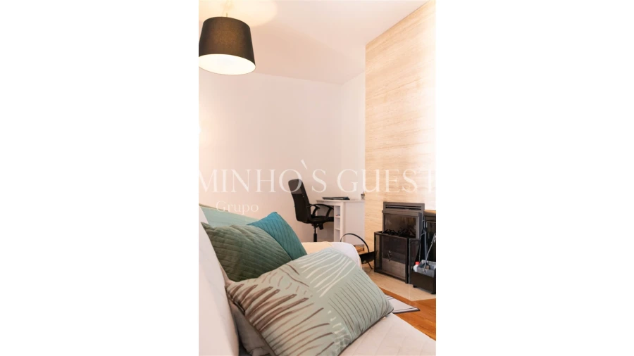 Apartamento T2 para Arrendamento férias em Braga (Maximinos, Sé e Cividade) Foto 20