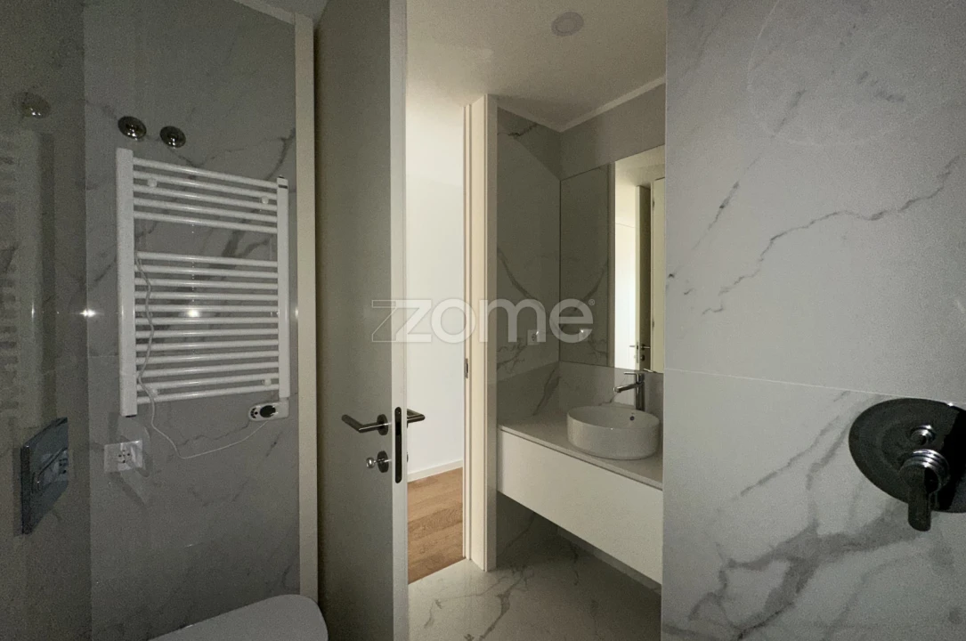 Apartamento T3 para Venda em Canidelo Foto 24