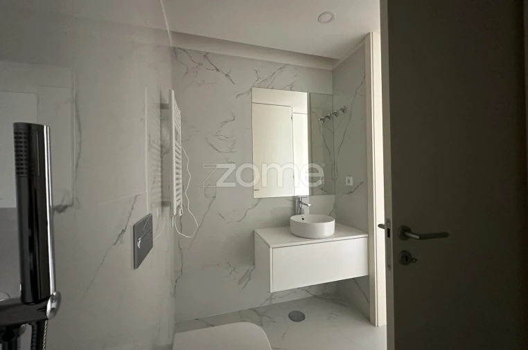 Apartamento T3 para Venda em Canidelo Foto 27