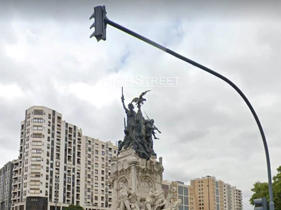 Loja para Arrendamento em Avenidas Novas Foto 1