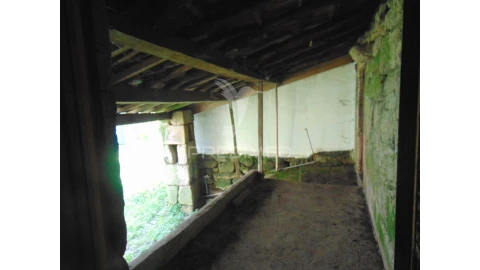 Moradia T3 para Venda em Nossa Senhora da Conceição, São Pedro e São Dinis