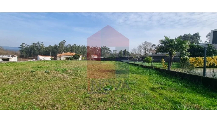 Terreno para Venda em Cervães Foto 3