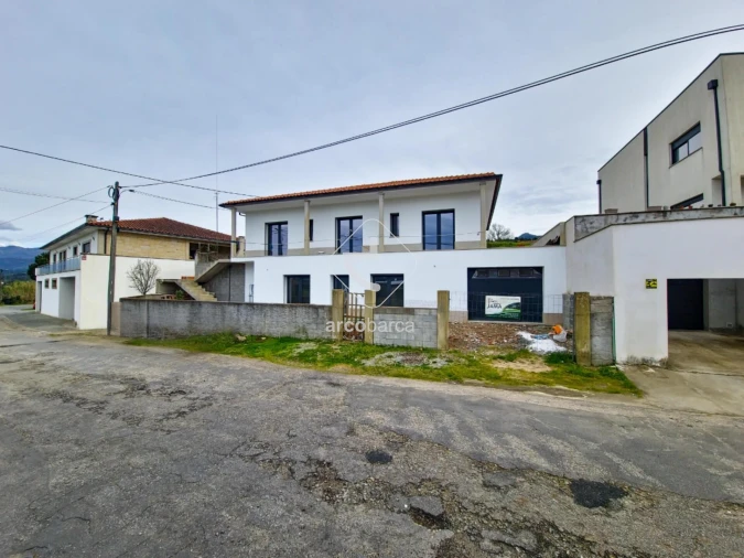 Moradia T3 para Venda em Ponte da Barca, V.N. Muía, Paço Vedro Magalhães Foto 19