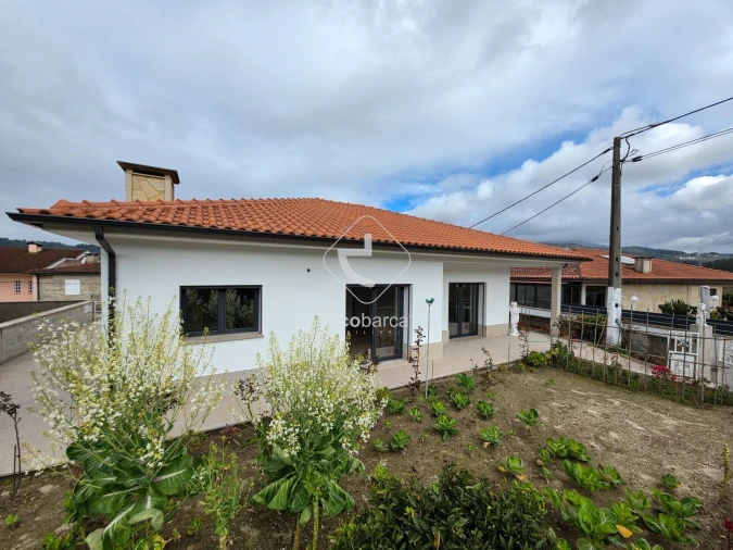 Moradia T3 para Venda em Ponte da Barca, V.N. Muía, Paço Vedro Magalhães Foto 26