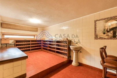 Moradia T5 para Venda em Castêlo da Maia