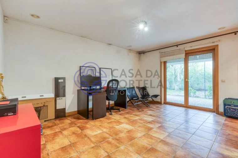 Moradia T5 para Venda em Castêlo da Maia Foto 33