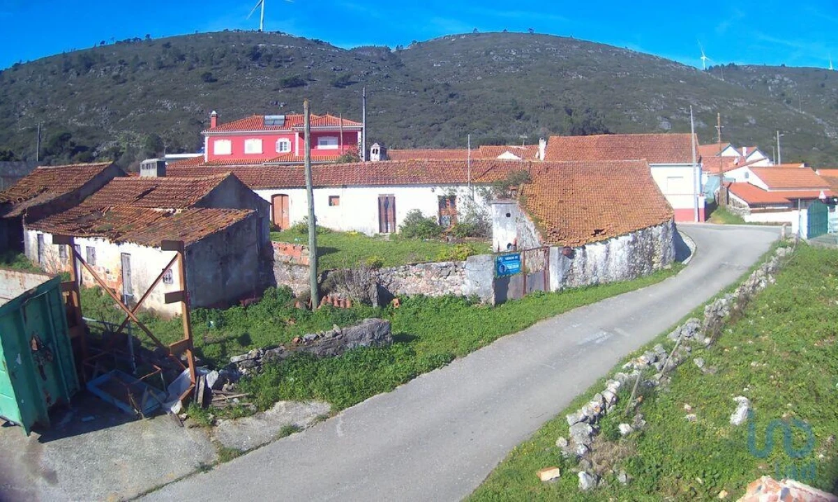 Moradia T3 para Venda em Alcobertas Foto 3