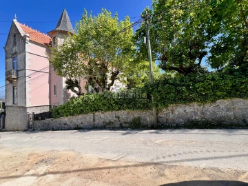 Moradia T5 para Venda em Agualva e Mira-Sintra