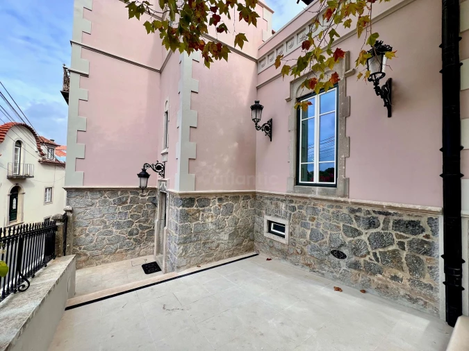 Moradia T5 para Venda em Agualva e Mira-Sintra Foto 4