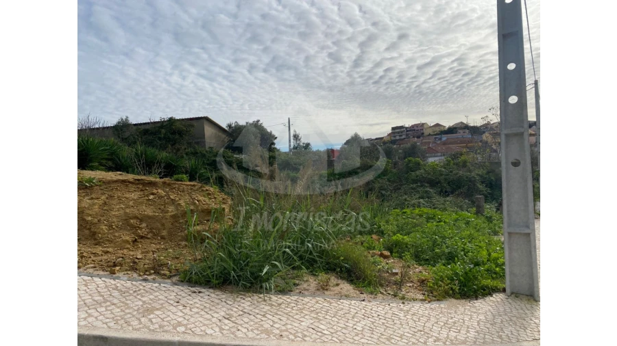 Terreno para Venda em Santo António dos Cavaleiros e Frielas Foto 4
