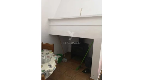 Moradia T5 para Venda em São Francisco da Serra