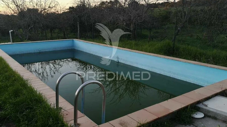 Moradia T5 para Venda em São Francisco da Serra