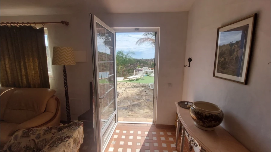 Quinta T3 para Venda em Mexilhoeira Grande Foto 22