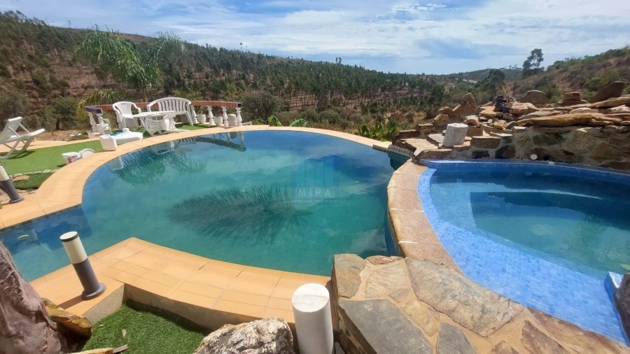 Quinta T3 para Venda em Mexilhoeira Grande