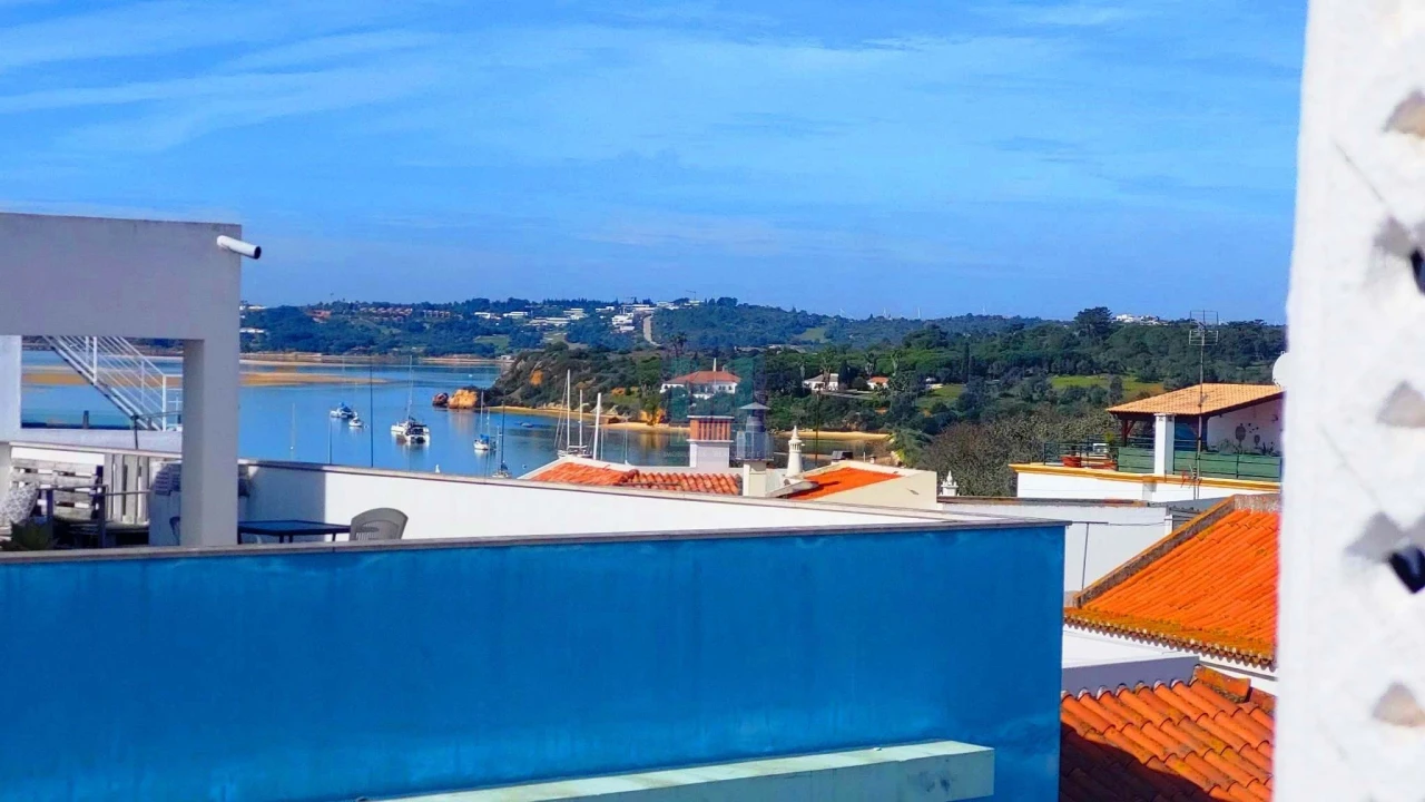 Moradia T3 para Venda em Alvor Foto 1