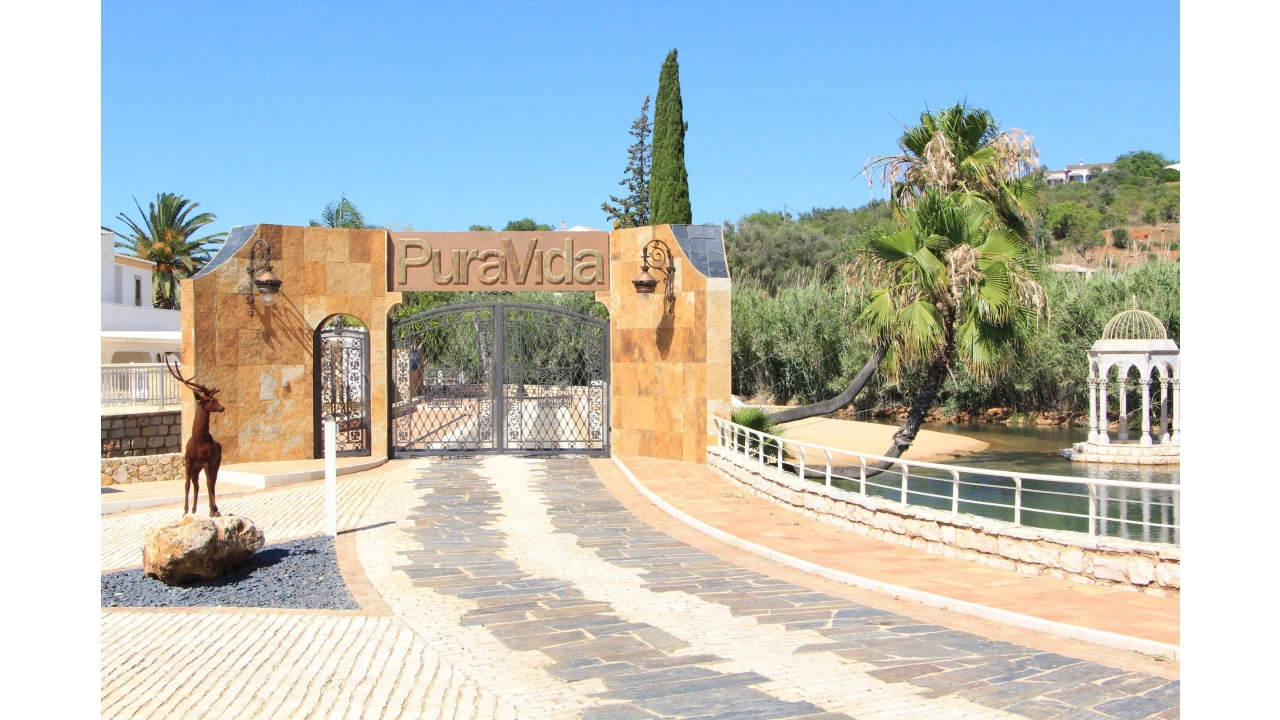 Quinta T3 para Venda em Estômbar e Parchal Foto 29