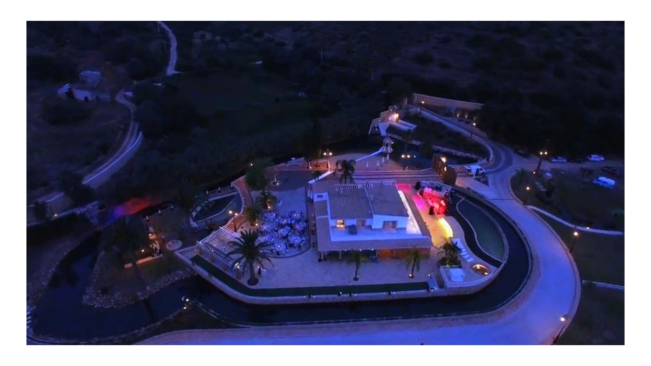 Quinta T3 para Venda em Estômbar e Parchal Foto 27