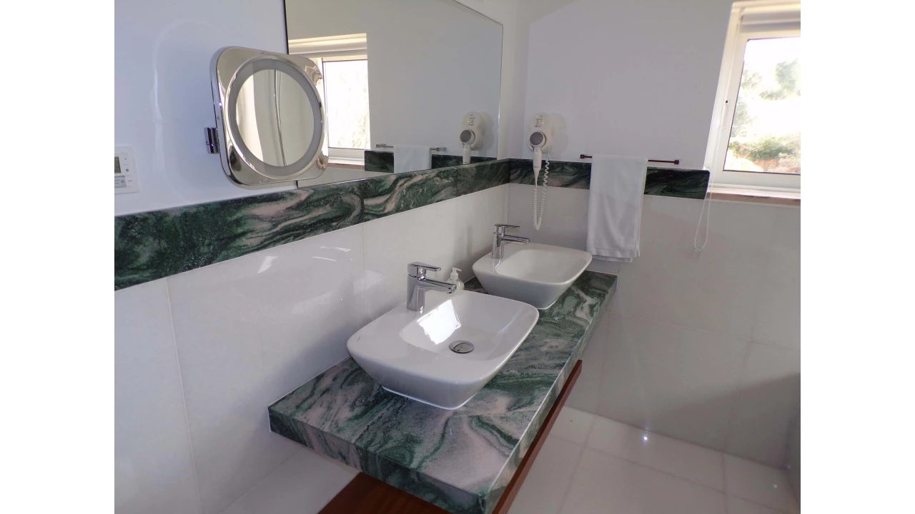 Quinta T3 para Venda em Estômbar e Parchal Foto 49