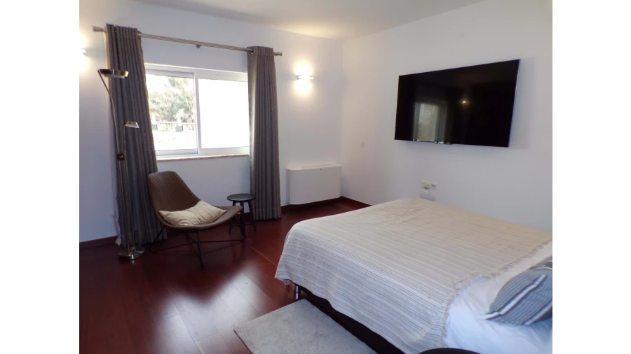 Quinta T3 para Venda em Estômbar e Parchal Foto 47