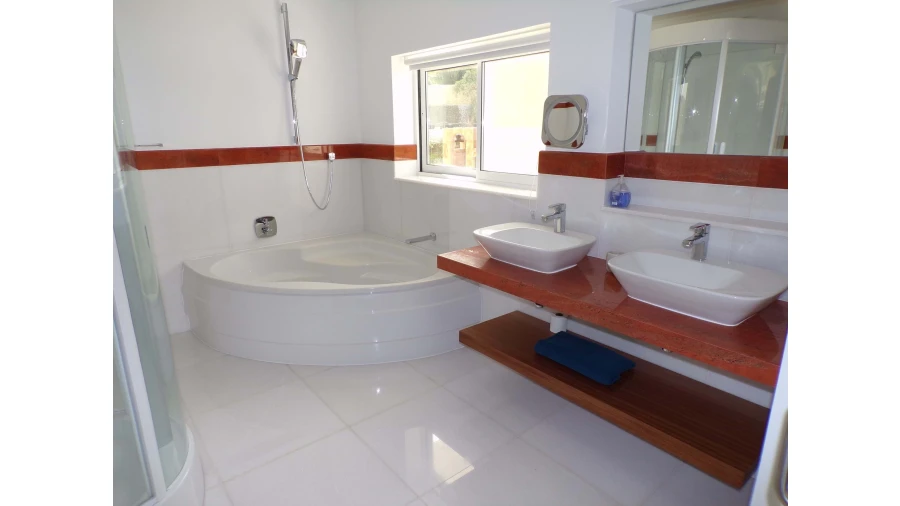 Quinta T3 para Venda em Estômbar e Parchal Foto 54