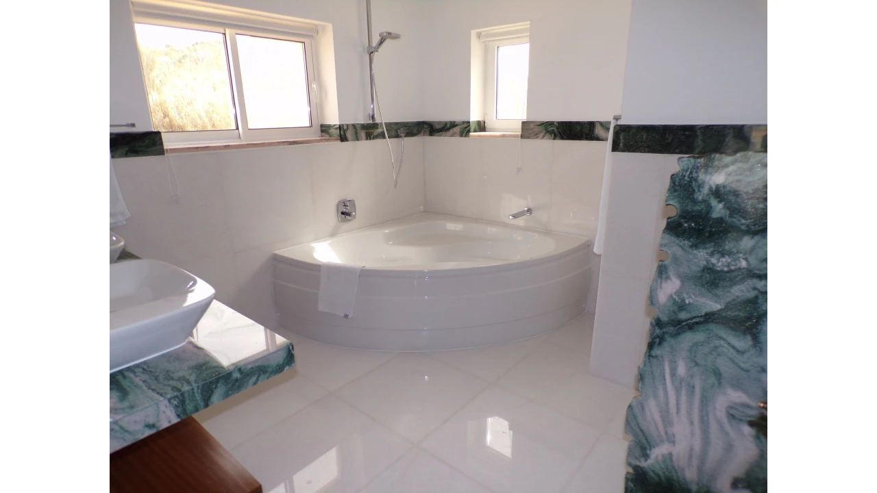 Quinta T3 para Venda em Estômbar e Parchal Foto 48