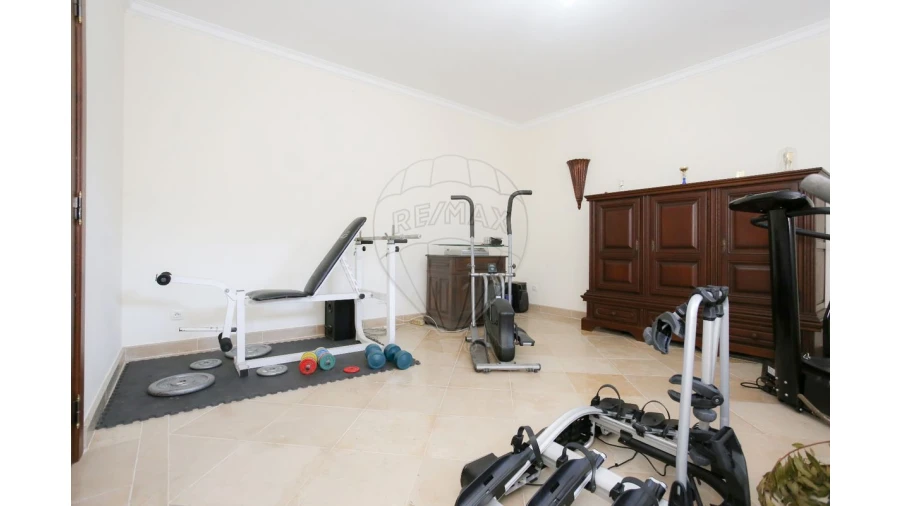 Moradia T4 para Venda em Trouxemil e Torre de Vilela Foto 41