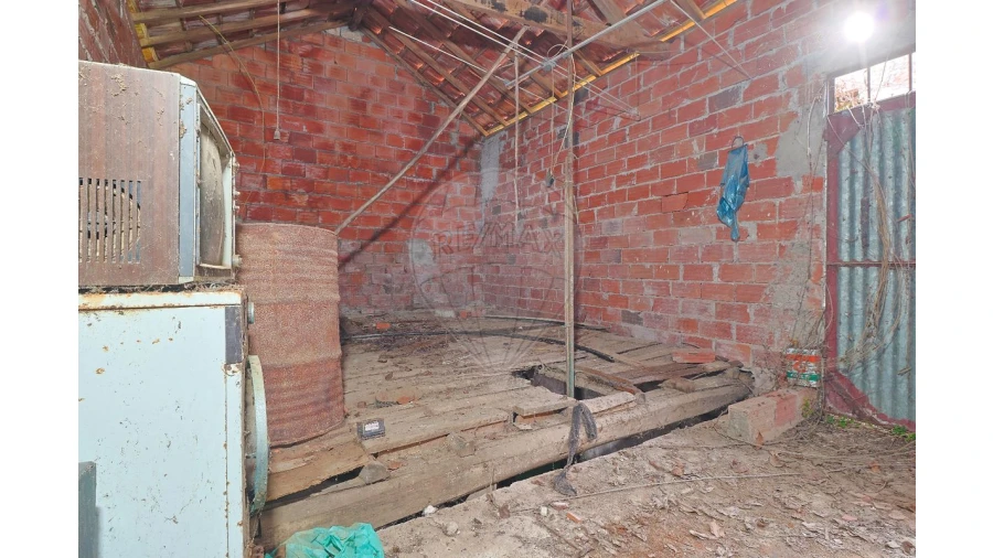 Moradia T3 para Venda em Chão de Couce Foto 8