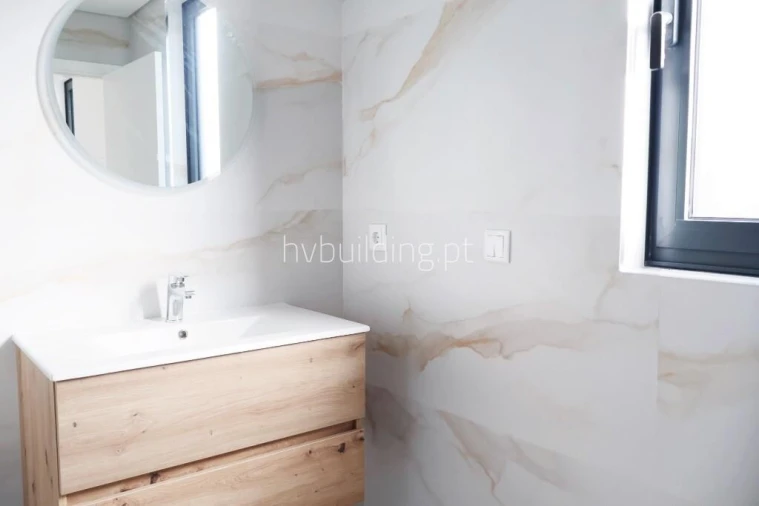 Moradia T2 para Venda em Lijo Foto 6