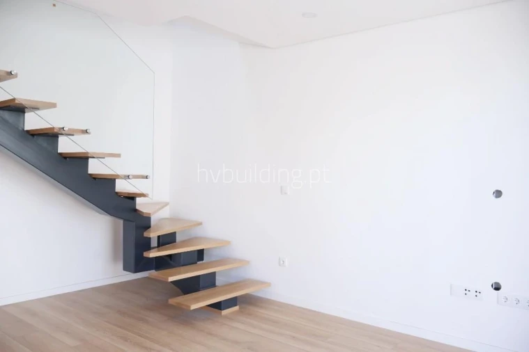 Moradia T2 para Venda em Lijo Foto 3