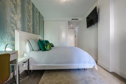 Apartamento T2 para Venda em Carcavelos e Parede