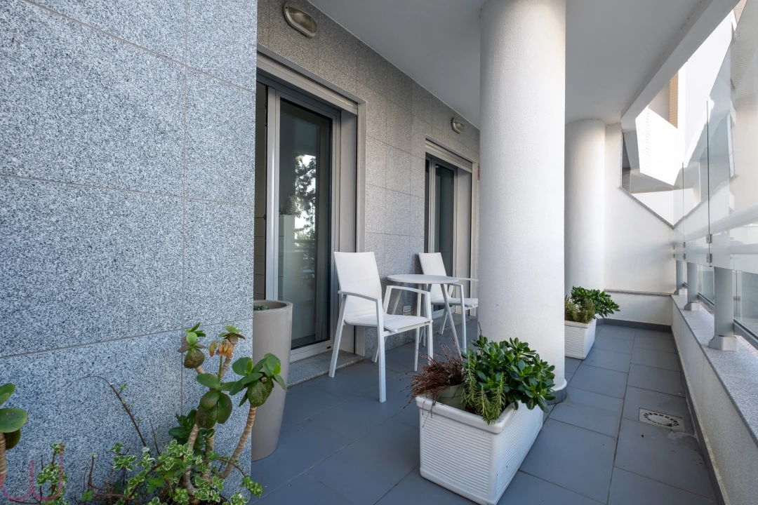 Apartamento T2 para Venda em Carcavelos e Parede Foto 33