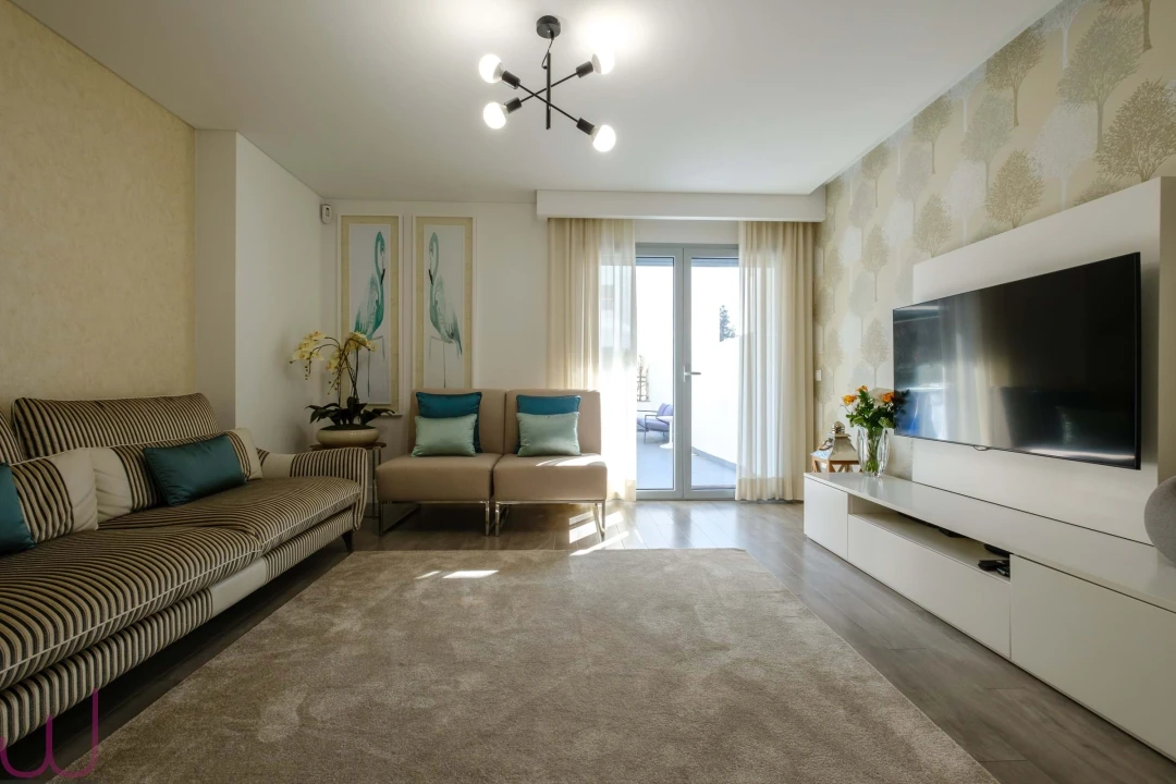 Apartamento T2 para Venda em Carcavelos e Parede Foto 9