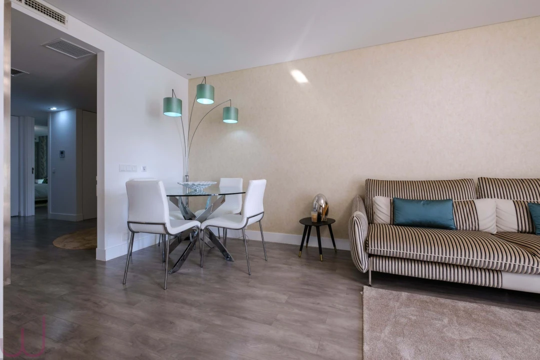 Apartamento T2 para Venda em Carcavelos e Parede Foto 13