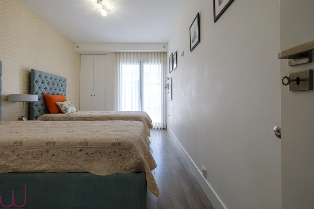 Apartamento T2 para Venda em Carcavelos e Parede Foto 40