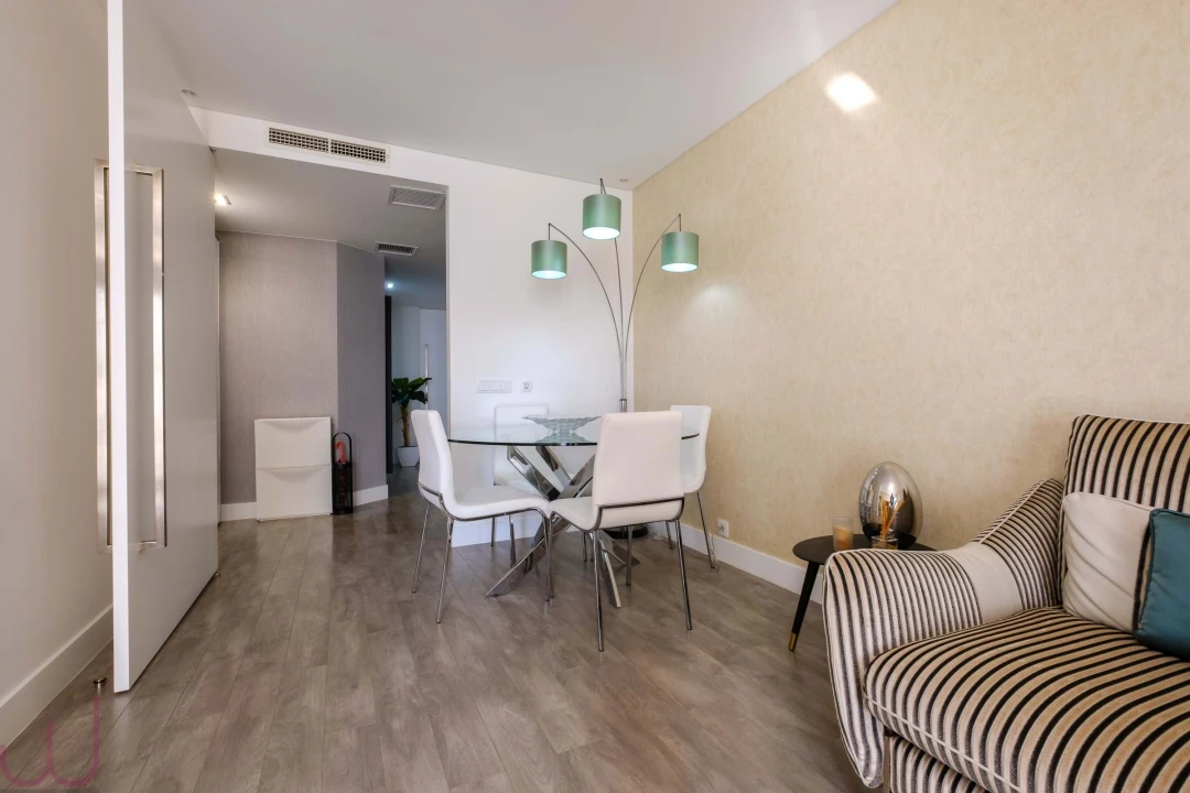 Apartamento T2 para Venda em Carcavelos e Parede Foto 14