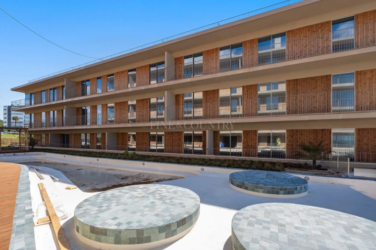 Apartamento T3 para Venda em Quarteira Foto 15