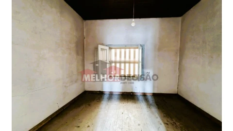 Moradia T2 para Venda em Torres Novas (Santa Maria, Salvador e Santiago)