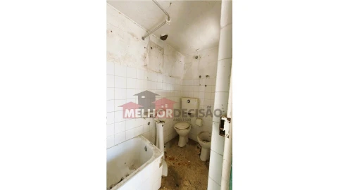 Moradia T2 para Venda em Torres Novas (Santa Maria, Salvador e Santiago)
