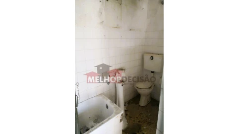 Moradia T2 para Venda em Torres Novas (Santa Maria, Salvador e Santiago)
