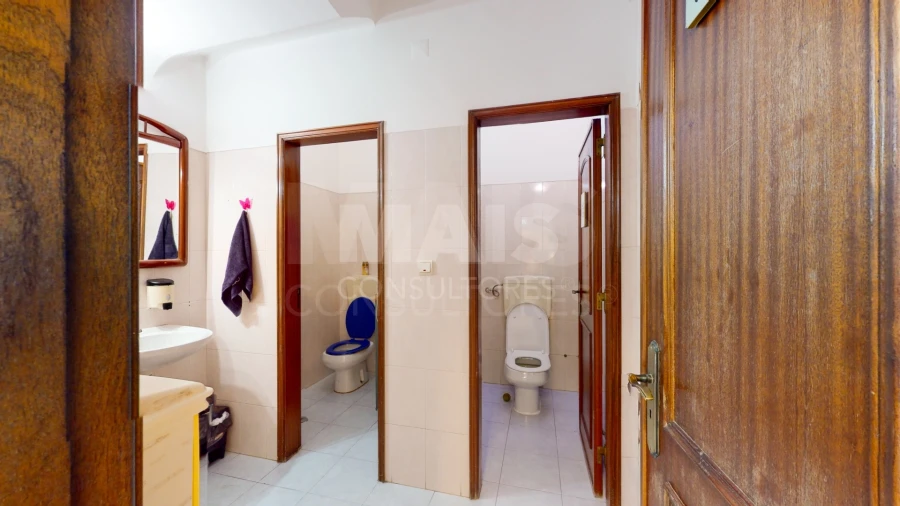 Loja para Venda em Massamá e Monte Abraão Foto 9