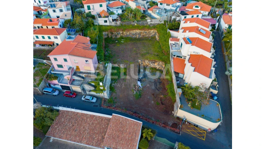 Terreno para Venda em Funchal (São Pedro) Foto 8