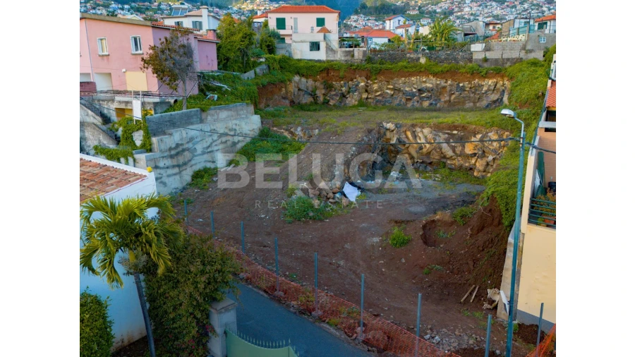 Terreno para Venda em Funchal (São Pedro) Foto 10