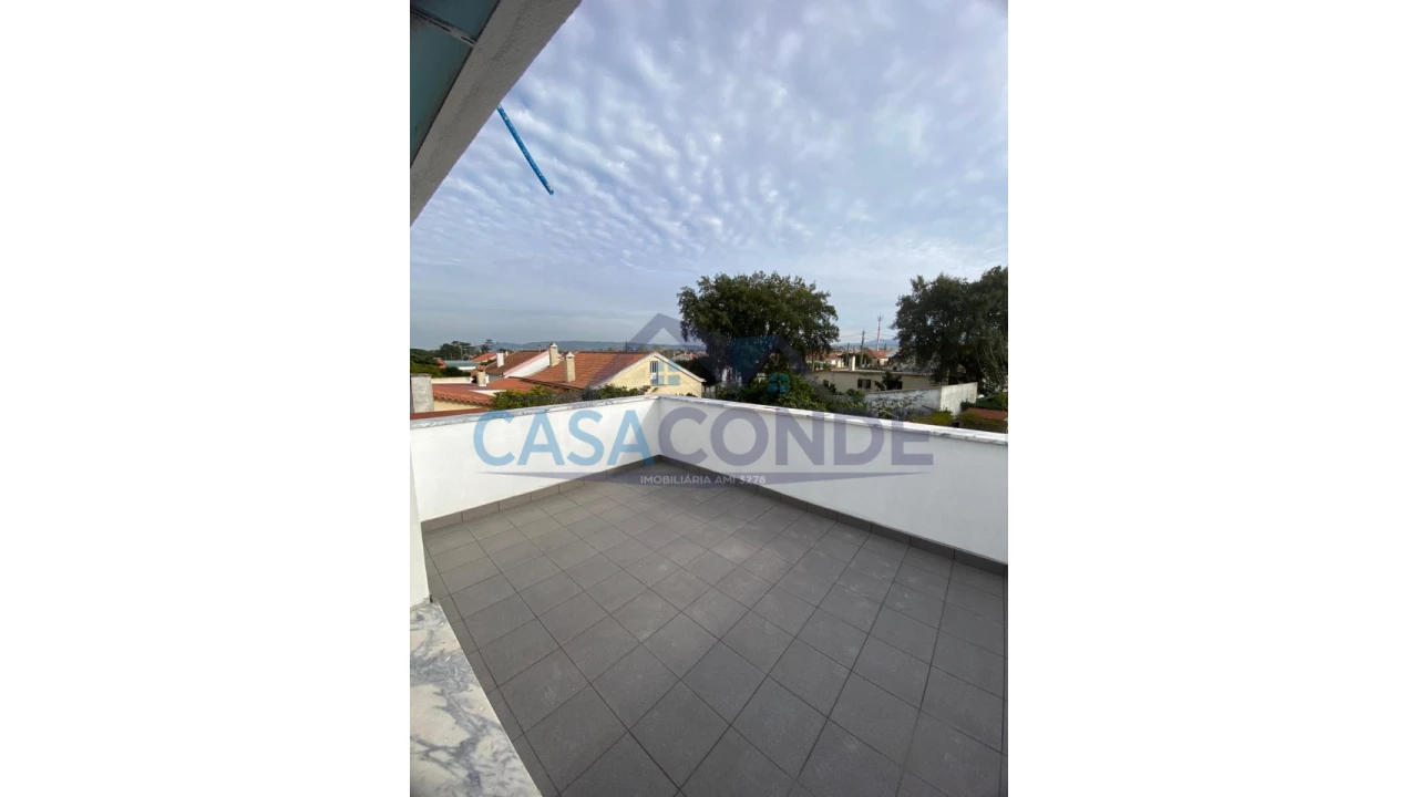 Moradia T5 para Venda em Azeitão (São Lourenço e São Simão) Foto 29