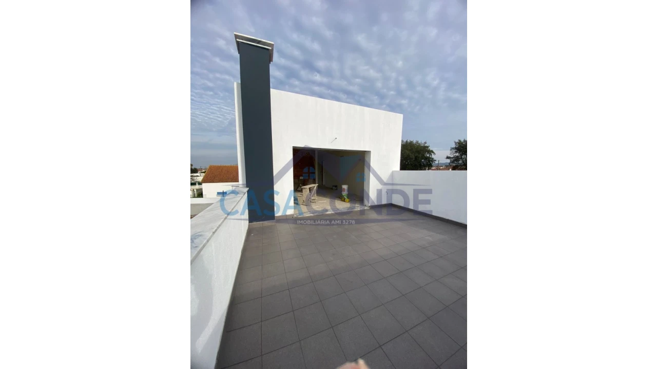 Moradia T5 para Venda em Azeitão (São Lourenço e São Simão) Foto 43
